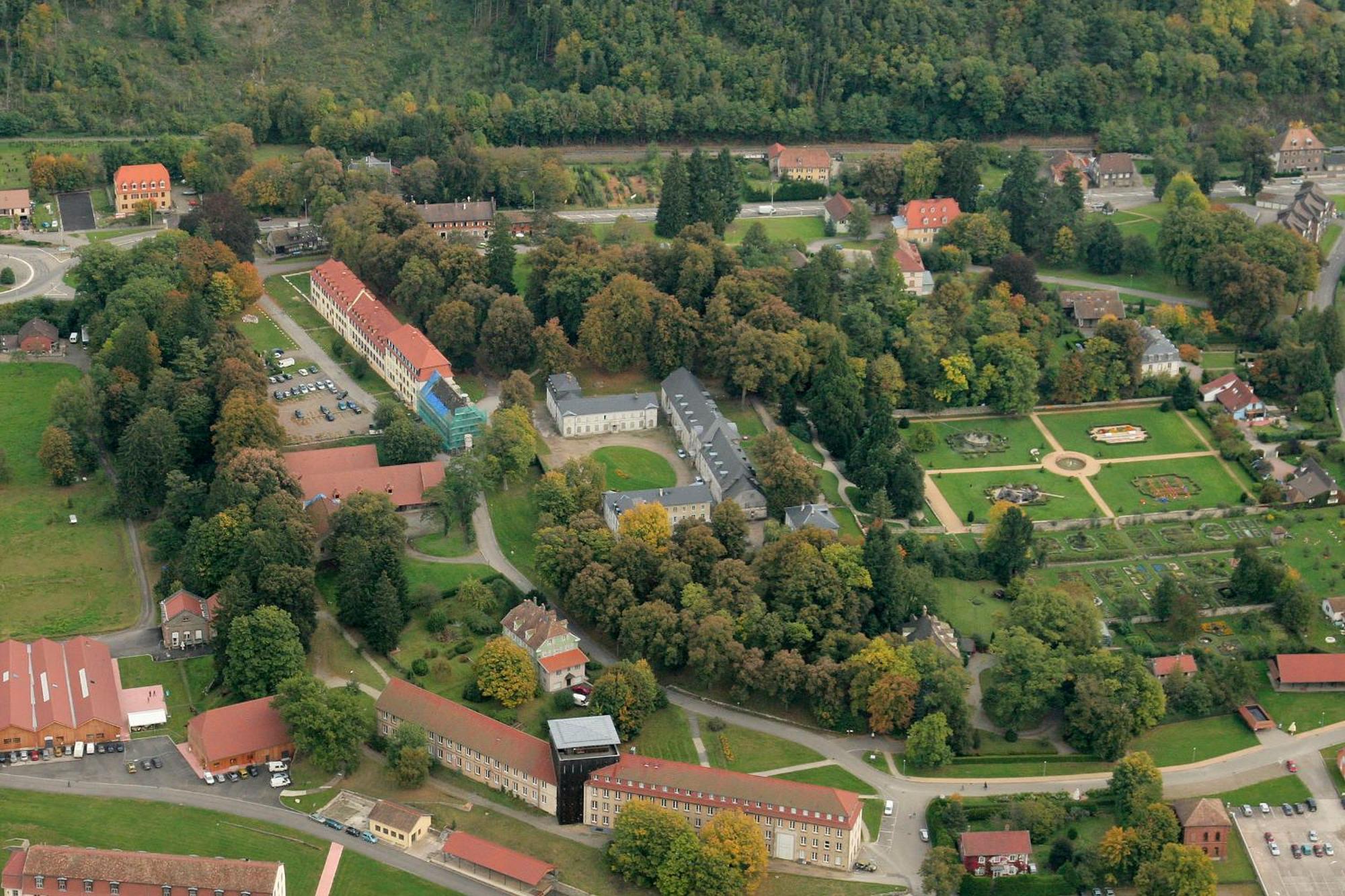 La Datcha Du Parc Husseren-Wesserling Bagian luar foto